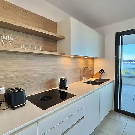 Moderne 3 Pieces, 4 Pers., Grande Terrasse, A Proximite, Parking Et Wifi - Fr-1-61-647