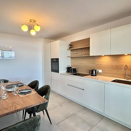 Moderne 3 Pieces, 4 Pers., Grande Terrasse, A Proximite, Parking Et Wifi - Fr-1-61-647 Apartamento *